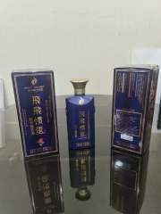 飛飛惯蛋杜仲酱香酒